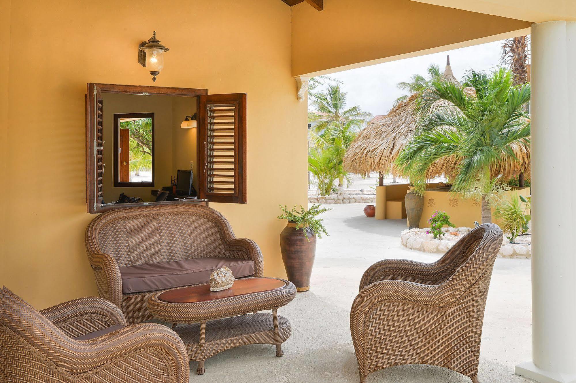 Lagun Blou Dive And Beach Resort Exterior photo