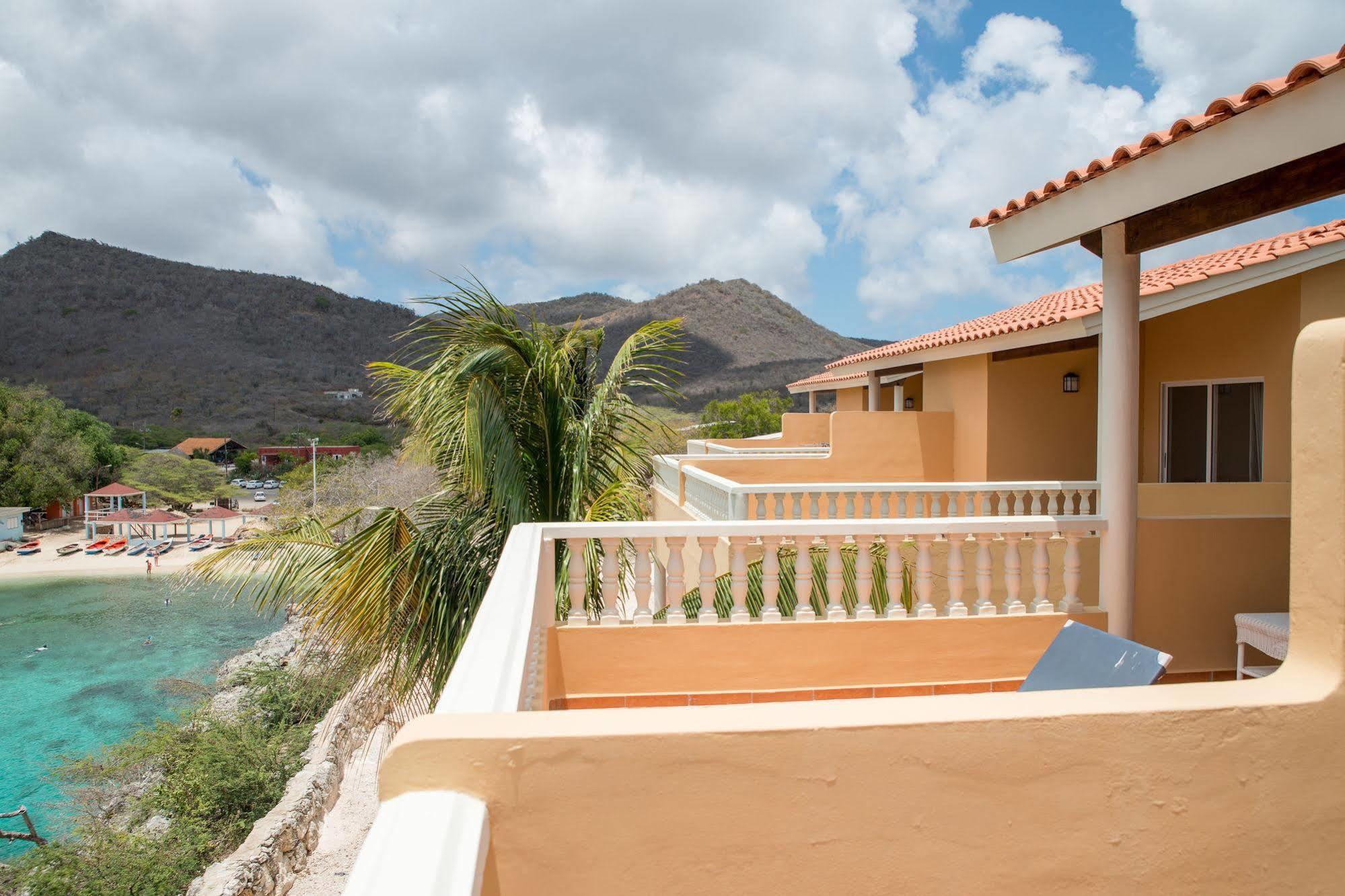 Lagun Blou Dive And Beach Resort Exterior photo