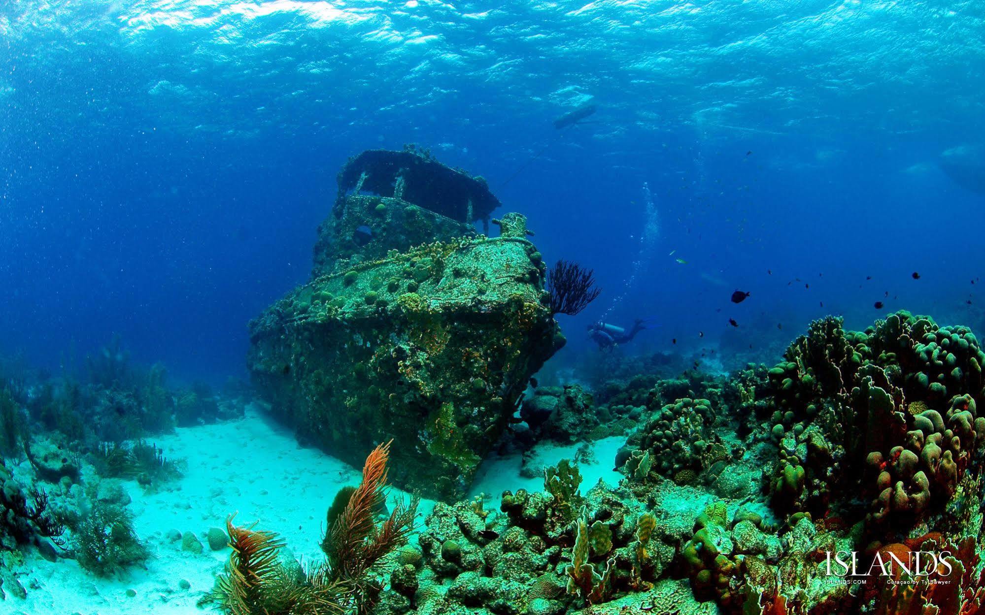 Lagun Blou Dive And Beach Resort Exterior photo